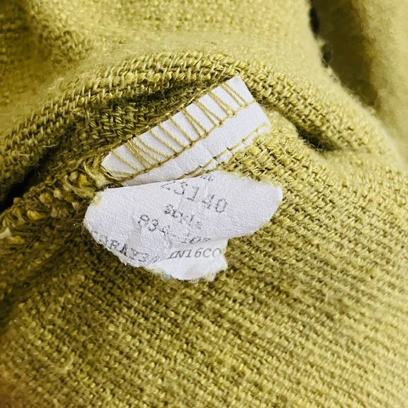 VINTAGE Button Down - Picture 7 of 7